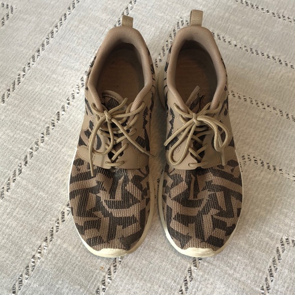 Nike Roshe One Knit Jacquard sneakers - Picture 2 of 7